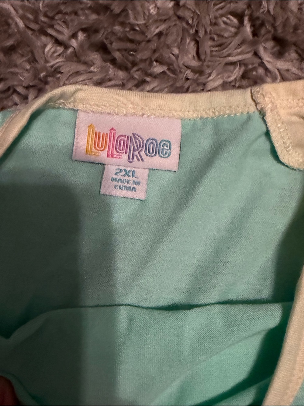 LuLaRoe Randy Top - Picture 2 of 3